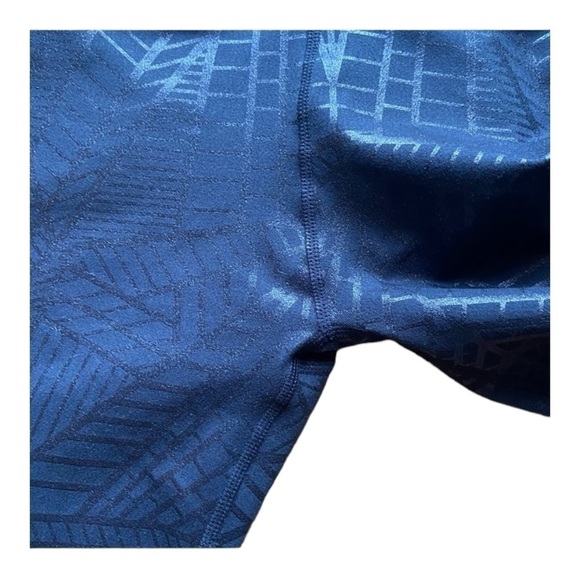 Fabletics Full Length Geo Print Black Leggings - Picture 6 of 8